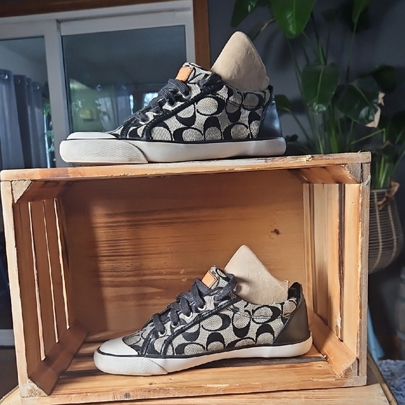 Coach Shoes - Coach Trainers, Signature Black, Gray, And White, Size 7.5